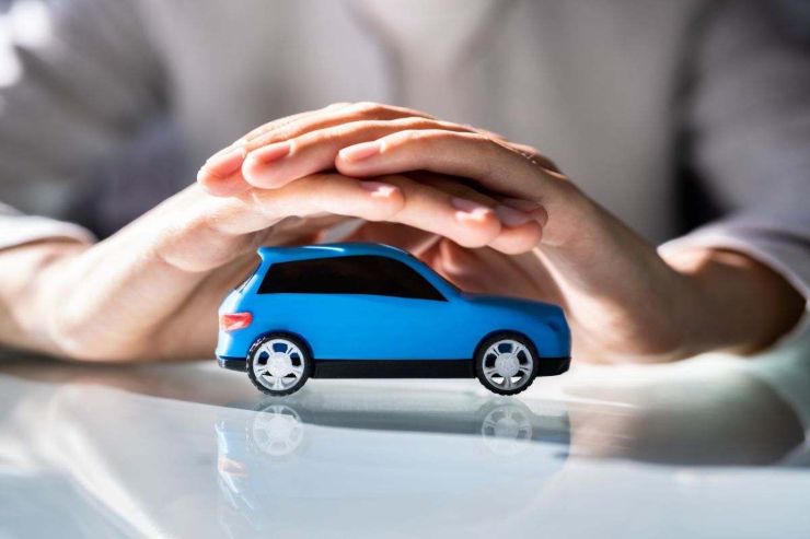 Assicurazione auto, cosa fare in caso di cambio residenza