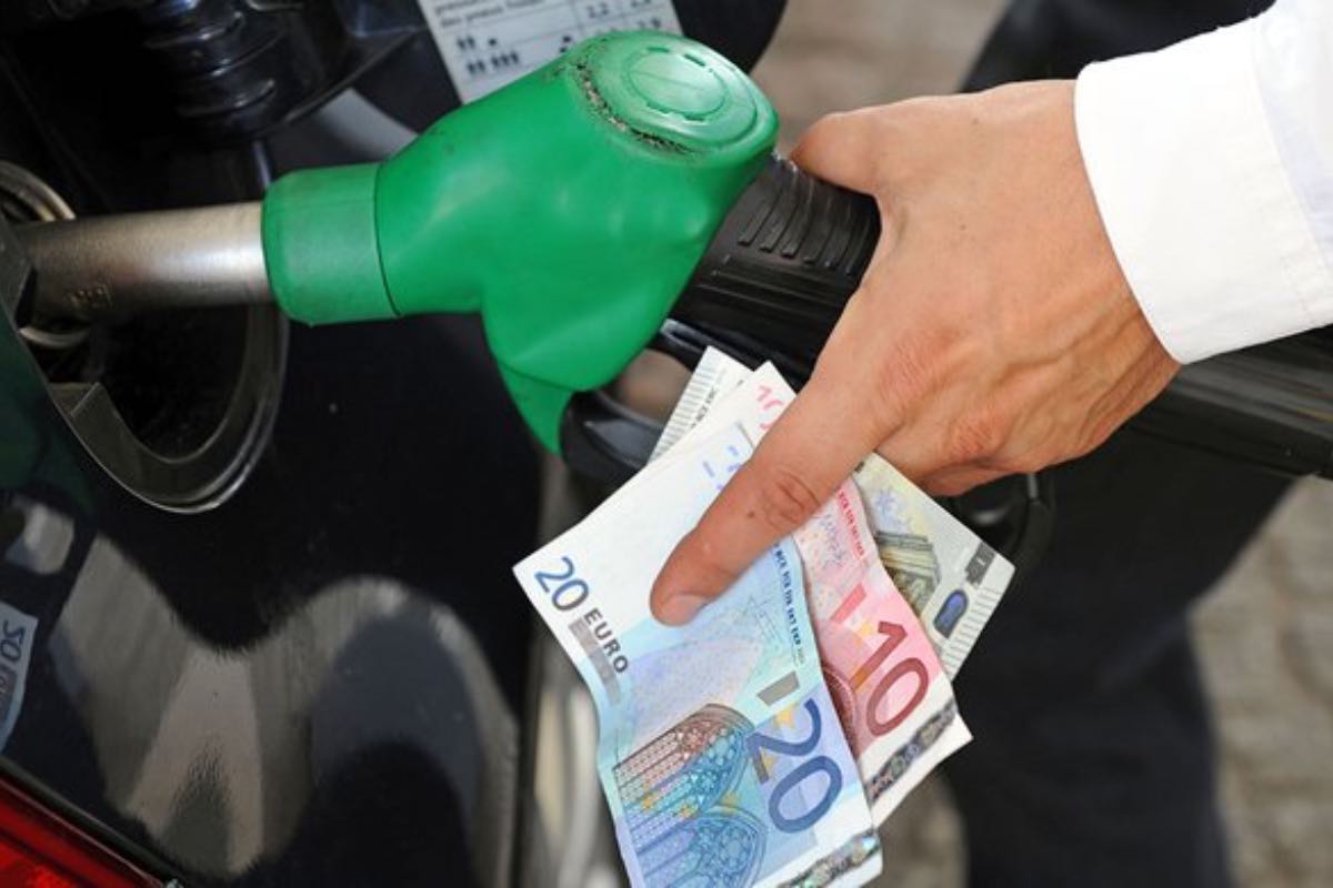 Prezzi di bollette e benzina